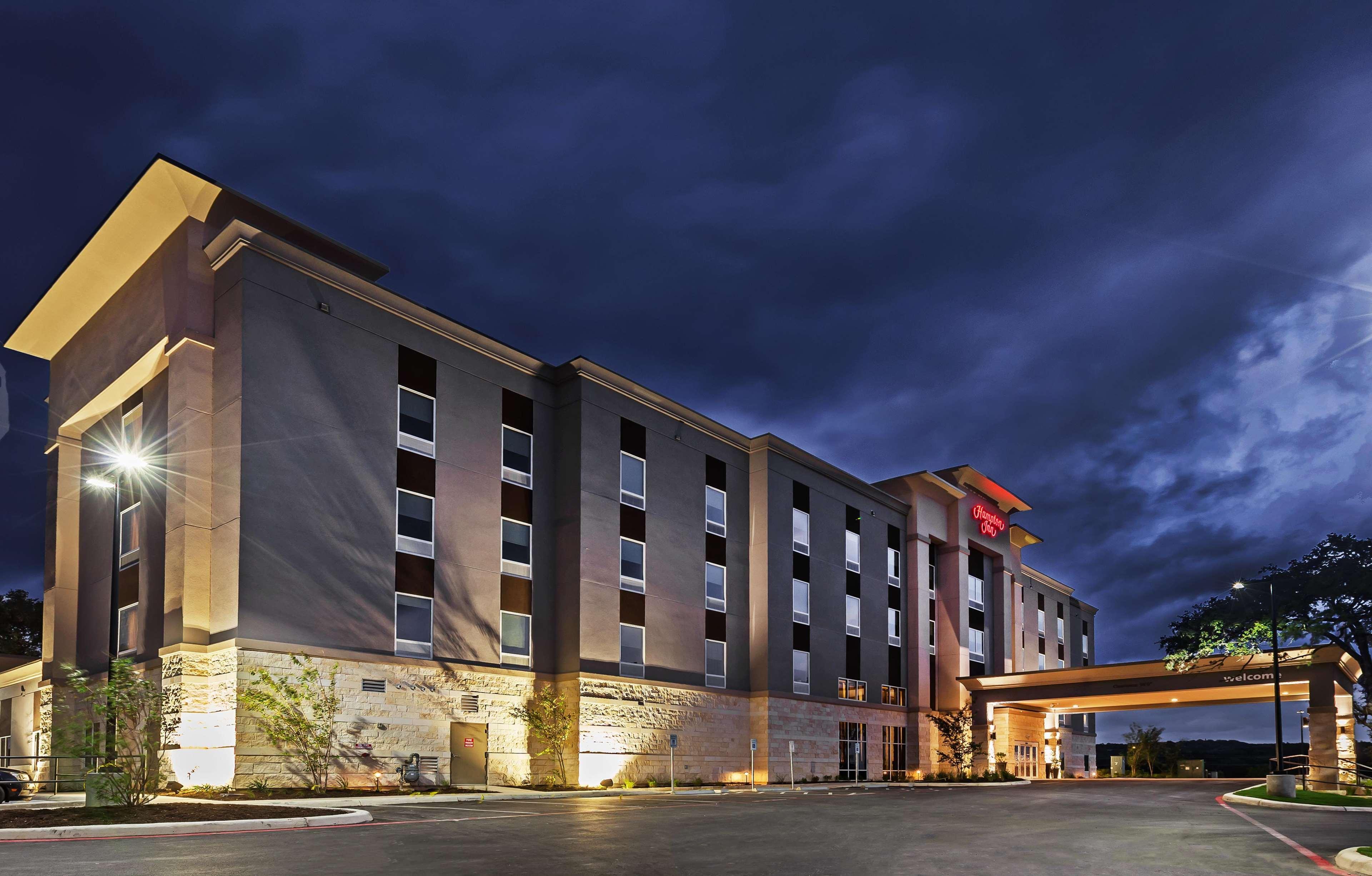 Hampton Inn By Hilton Bulverde Texas Hill Country Exterior foto