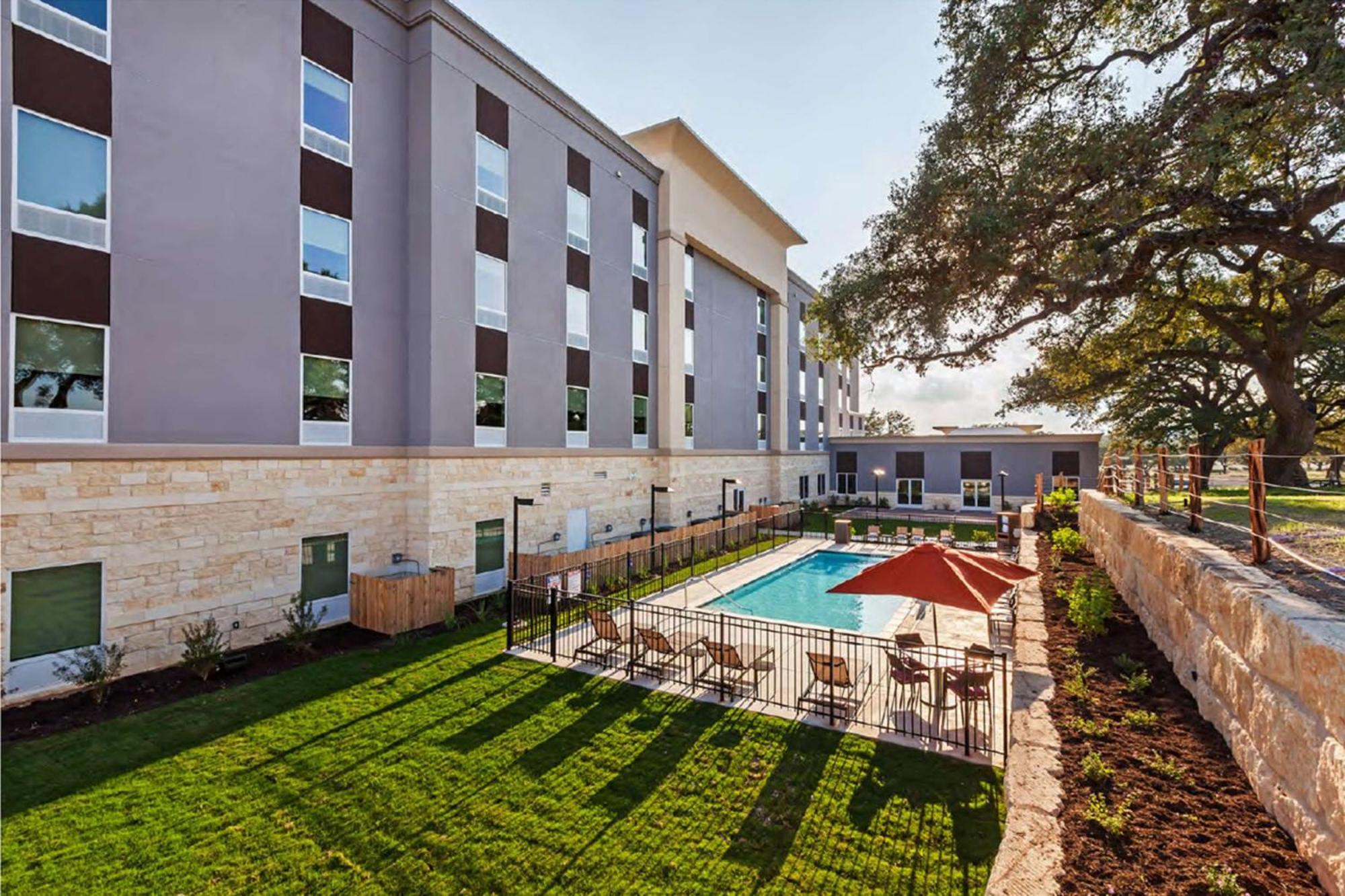Hampton Inn By Hilton Bulverde Texas Hill Country Exterior foto